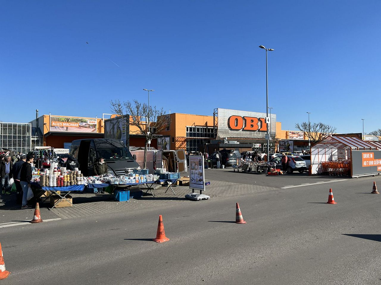 Antik- und Trödelmarkt Goerzallee