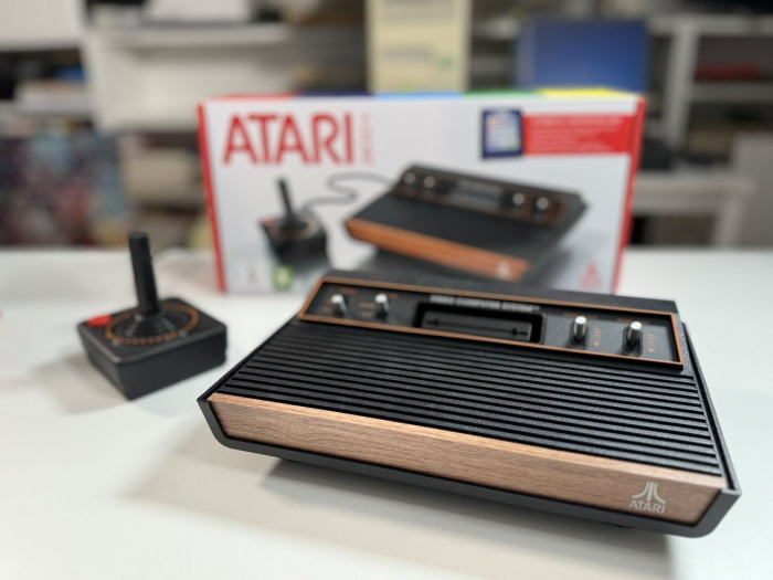 ATARI 2600 plus